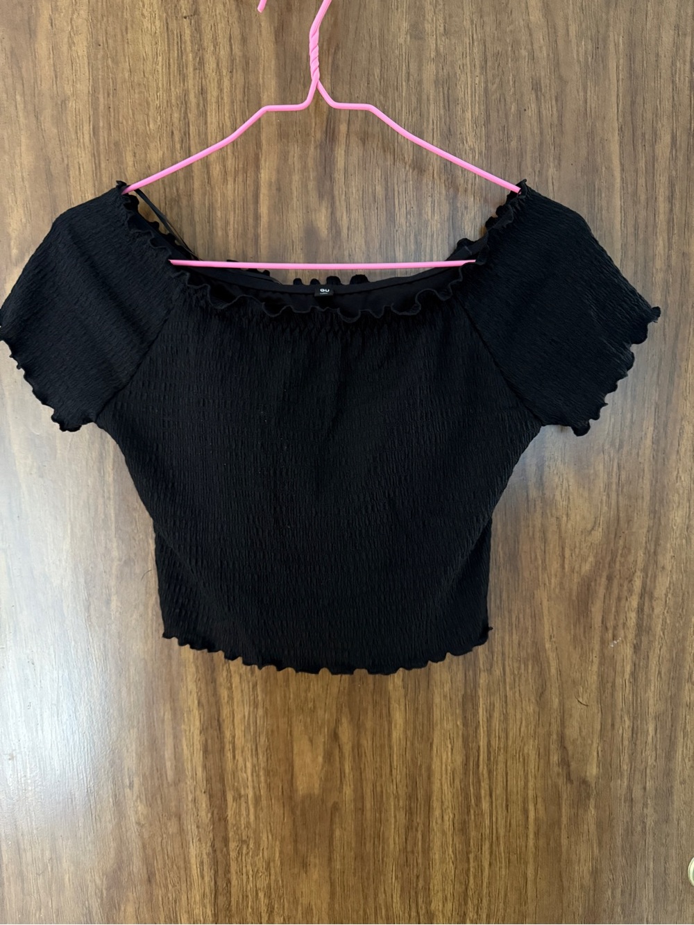 NWT GU cropped shirt